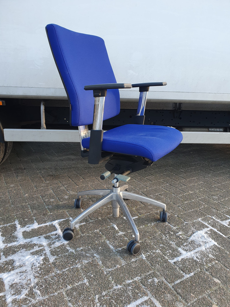 Beta ergonomische bureaustoelen ( blauw ) goed verstelbaar