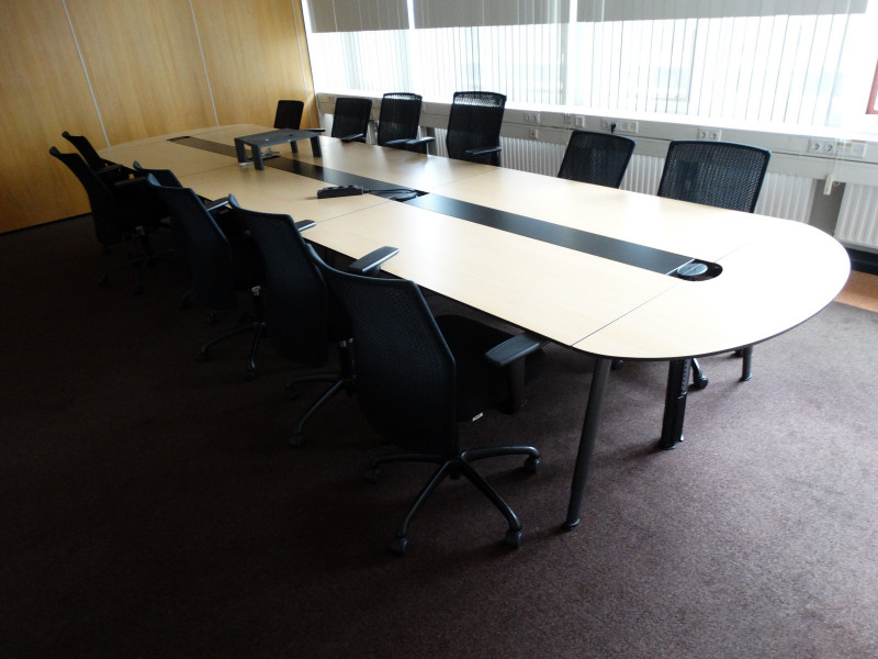 Rhode & Grahl exclusieve vergadertafel (boardroom / directie)