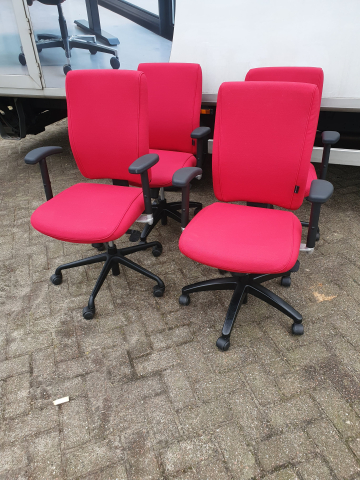 Ergonomische bureaustoel (Oka buromobel)