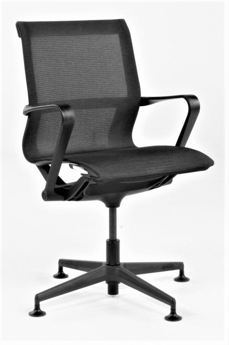 Nieuwe design stoel: VST-Stradic, als vergaderstoel of bureaustoel