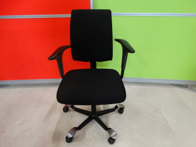 HAG H05 ergonomische bureaustoelen met nieuwe stof