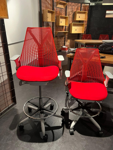 Herman Miller Sayl hoge design stoel ( bureaustoel / counter / meeting )